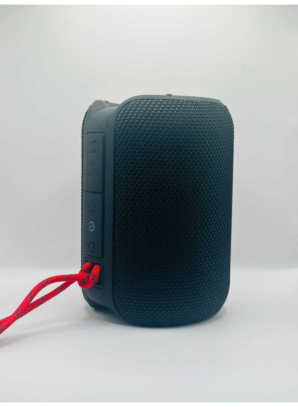 Compare itel Wireless Speaker S41 – 10W Portable RGB Speaker at KSA Price